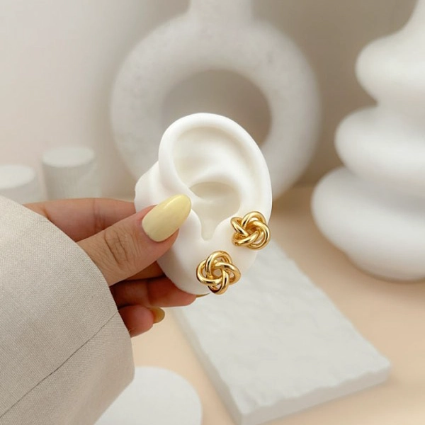 Aretes Nudo Pequeño